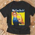 「We Can Do It」ポスター ロージー The Riveter Girl Power」 Tシャツ 高齢者への贈り物