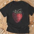 いちごモチーフ イラスト アート いちご Tシャツ 高齢者への贈り物
