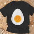 おかしなゆで卵 かわいい 朝食 食通 皮肉なユーモア ミーム Tシャツ 高齢者への贈り物