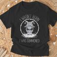 かわいいかわいい悪魔ゴス少女、私は生まれていませんでした 私は召喚されました Tシャツ 高齢者への贈り物