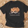 やんのかステップこねこ 茶トラ白ver おもしろ ゆるかわ かわいい ギフト 猫好き Tシャツ 高齢者への贈り物