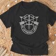 アメリカ特殊部隊f De Oppresso Liber 軍退役軍人 Tシャツ 高齢者への贈り物