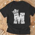 アルファベットtシャツ イニシャル文字mとキングクイーンクラウンtシャツ Tシャツ 高齢者への贈り物