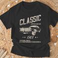 クラシック 1951 限定版 ヴィンテージ レトロ 車 誕生日 Tシャツ 高齢者への贈り物