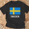 スウェーデン スウェーデンの国旗 Tシャツ 高齢者への贈り物