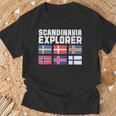 スカンジナビア エクスプローラー フラグ スウェーデン ノルウェー アイスランド Tシャツ 高齢者への贈り物