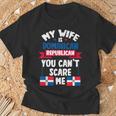 メンズ ドミニカ共和党の妻ドミニカ共和国 Tシャツ 高齢者への贈り物
