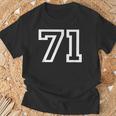 ナンバー71 代表チームスポーツチーム 誕生日 年齢 年 Tシャツ 高齢者への贈り物