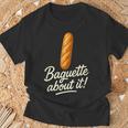 バゲット好き フランス ベーカリー フランスパン Tシャツ 高齢者への贈り物