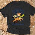 ピックルボール ソーシャル クラブ マティーニ ディンク 漫画 犬 Tシャツ 高齢者への贈り物