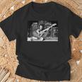 フィル・ライノット・シン・リジー・レコーディング・サンダー・アンド・ライトニング 1982 Tシャツ 高齢者への贈り物