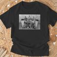 モンティ・パイソン ジョン・クリーズ フットボール・ナイツ Tシャツ 高齢者への贈り物