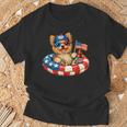 ヨークシャーテリア犬 2026年7月4日 愛国的なアメリカ国旗 Tシャツ 高齢者への贈り物