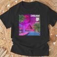 審美的なヴェイパーウェイヴドリーム。ピラミッドのある電気の楽園 Tシャツ 高齢者への贈り物