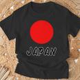 日の丸 日本国旗（頑張れ ニッポン）Japan ジャパン【応援 イベント】シンプル かっこいい Tシャツ 高齢者への贈り物