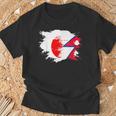 日本とネパールのdna遺産フラッグ Tシャツ 高齢者への贈り物