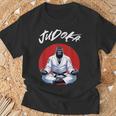 柔道ゴリラ 日本のグラップリング柔道家 Tシャツ 高齢者への贈り物
