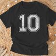 番号10 Tシャツ 高齢者への贈り物