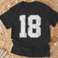 番号18シャツ、番号付き ヴィンテージ 18歳の誕生日 Tシャツ 高齢者への贈り物