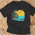 釣り 猫 面白いtシャツ 釣りバカ 釣り人 メンズ おもしろ ネタ 面白い 服 オリジナル 海釣り 川釣り Tシャツ 高齢者への贈り物