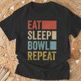 食べる眠るボウルを繰り返す おもしろボウリング Tシャツ 高齢者への贈り物