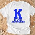 1Kコーチkボールドが勝ち、数え切れないほどのバスケットボール Tシャツ 高齢者への贈り物