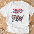 250年の独立記念日 愛国心が強い250周年 アメリカ Tシャツ 高齢者への贈り物