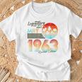 60歳の誕生日 1963年5月から伝説の60歳の誕生日 Tシャツ 高齢者への贈り物