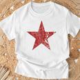 Estrella Roja Envejecida Grunge Estrella Roja De Colorintage Camiseta unisex Regalos para ancianos