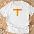Kenko ひとことシリーズ「バミリ Bamiri Is Here 」［Orange］［背面デザイン］ Tシャツ 高齢者への贈り物