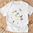 ハチドリと花のtシャツ Tシャツ 高齢者への贈り物