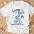 レトロ サイクリング サイクリスト 自転車 バイク サンデー ライド クラブ レース Tシャツ 高齢者への贈り物