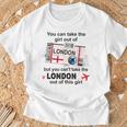 ロンドンガール ロンドン搭乗券 ロンドン Tシャツ 高齢者への贈り物