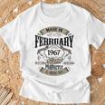 ヴィンテージ還暦伝説 1967年2月 60歳の贈り物 Tシャツ 高齢者への贈り物
