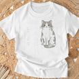 猫のために働いてます サバ白猫 猫好きあるある 社畜ネタ 面白い Tシャツ 高齢者への贈り物