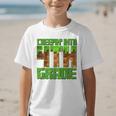 Creepin’ Into 4th Grade Kids Boy Gamer Pixel Back To School Performance Graphic Kid T-Shirt