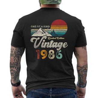 Vintage 1986 Montagnes Aigle Retro 40E Anniversaire T-shirt imprimé au dos - Cadeauxyz