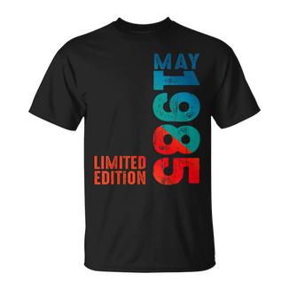 En Mai 1985 Année 1985 Depuis 1985 Rétro 1985Intage 1985 T-Shirt - Cadeauxyz